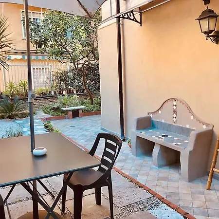 Isola Roger - Con Giardino A Rome