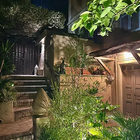 Vakantiehuis Isola Roger - Con Giardino A